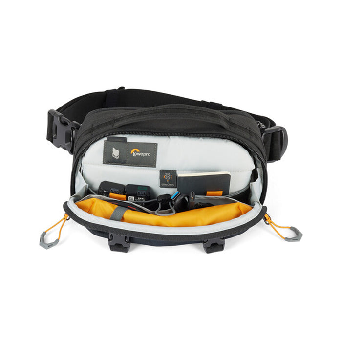 LowePro-Trekker-Lite-HP-100-Hip-Pack-aperto