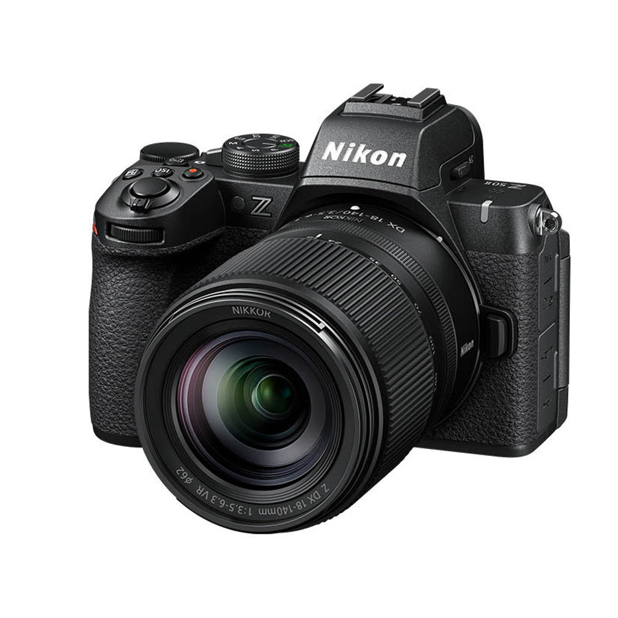 Nikon Z50II BODY + 18-140mm f/3.5-6.3 VR + SD LEXAR 128GB - Garanzia 6 anni Nital