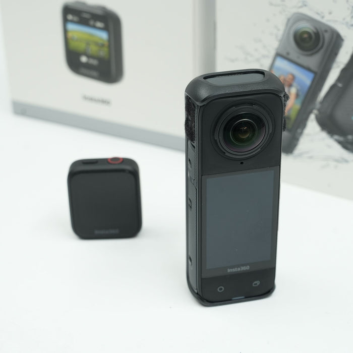 Insta360 X4 + GPS Preview Remote ( Usato)