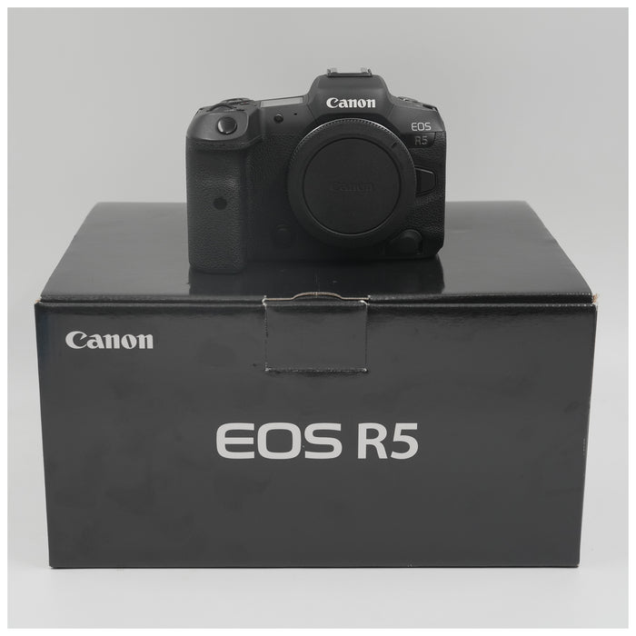 Canon EOS R5 M. 333027000088 - (Usato) scatola