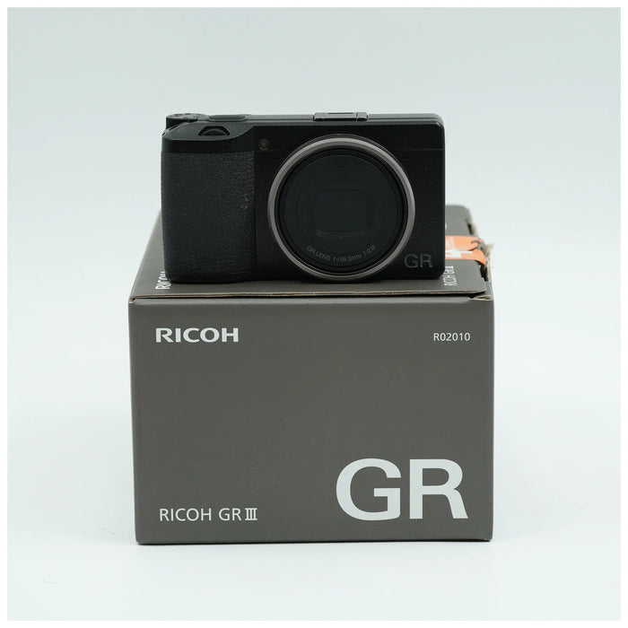 Ricoh GR III  ( Usato )