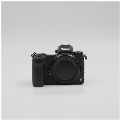 Nikon Z7II M.6011161 - (Usato) fronte