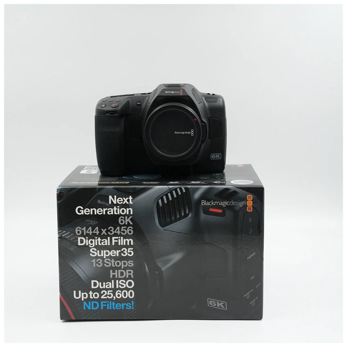 Blackmagic Pocket Cinema Camera 6K Pro  ( Usato )